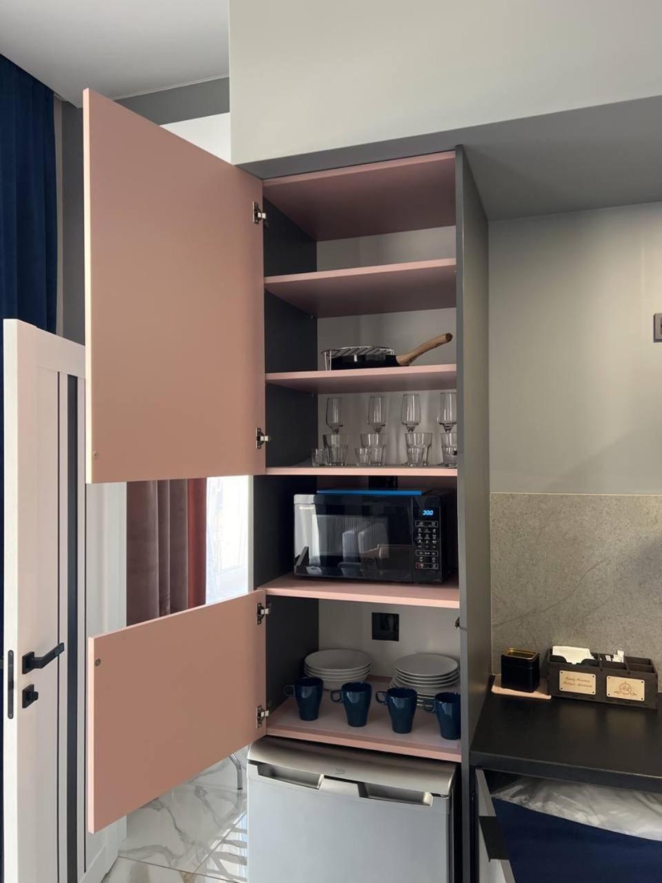 Family Residence Boutique Apartments Lviv Extérieur photo